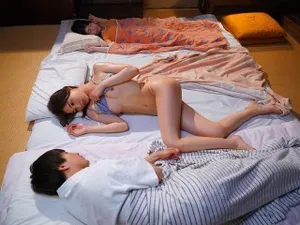 MMYM-063 Một cô gái có cái mông thơm tho dùng lời lẽ tục tĩu để khiến bạn lên đỉnh! Cô gái nói chuyện tục tĩu