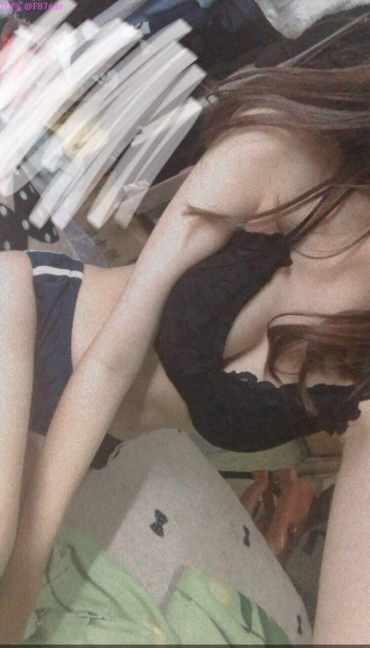 Quản lý nữ bình thường khó khăn nhưng khi tăng ca cô ấy thật dễ thương